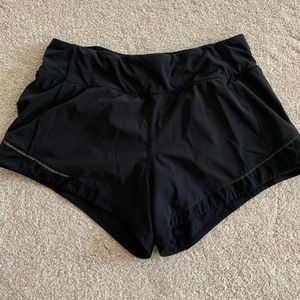Lululemon shorts 2”